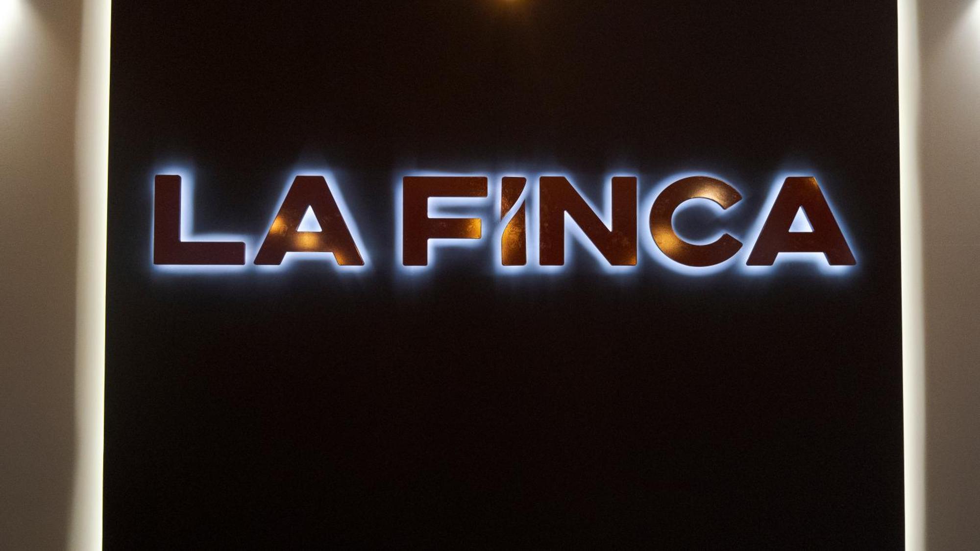 La Finca Lugo Luaran gambar