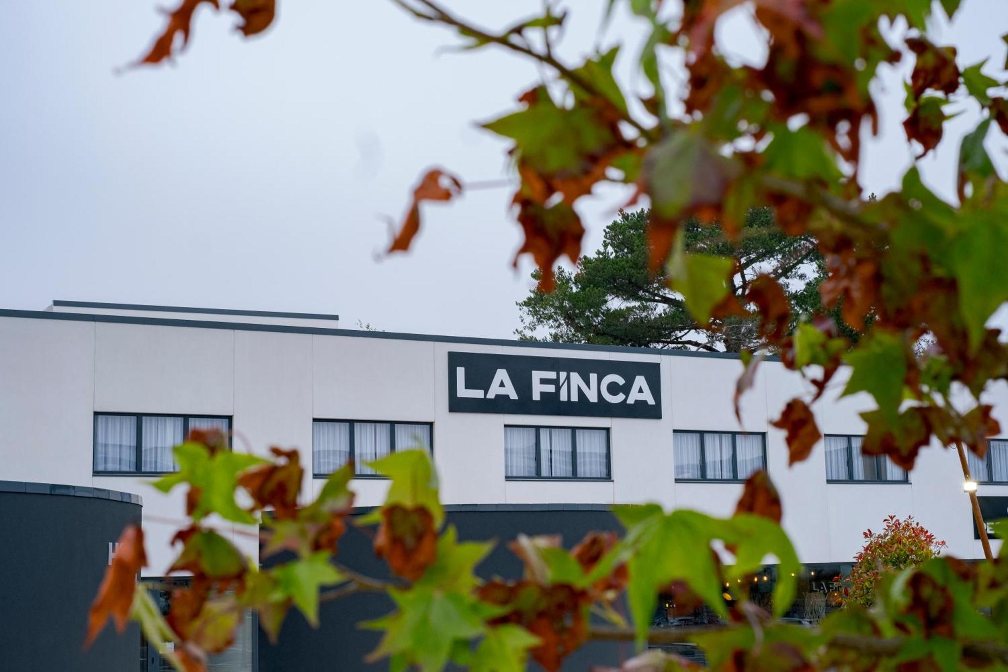 La Finca Lugo Luaran gambar